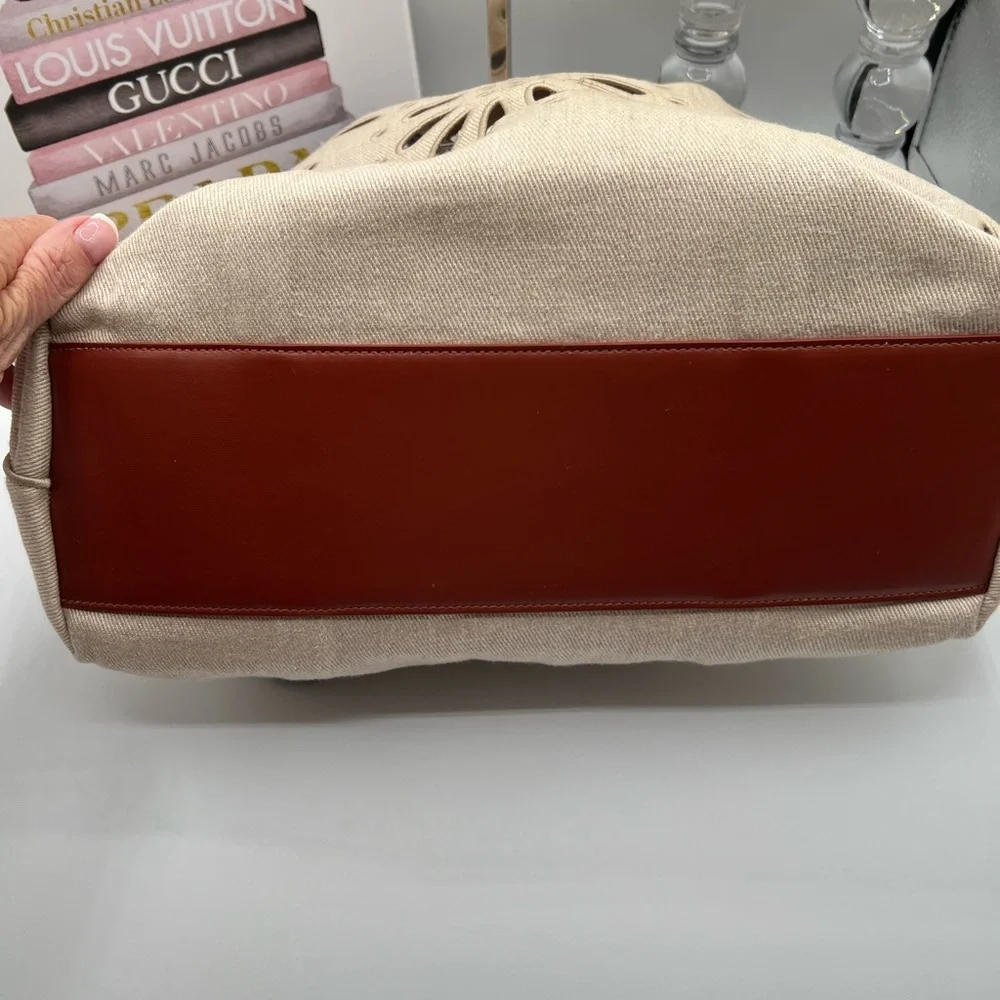 Chloé East-West Floral Linen Tote - EUC - Picture 12 of 15